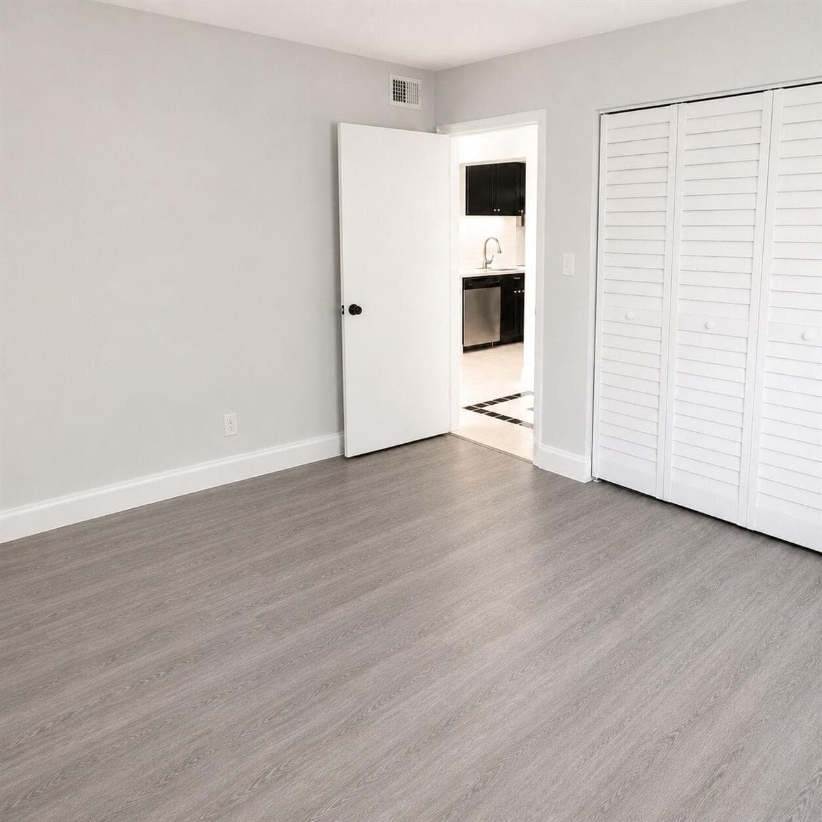 1230 S Military Trail # 2014, Deerfield Beach FL 33442 photo 5