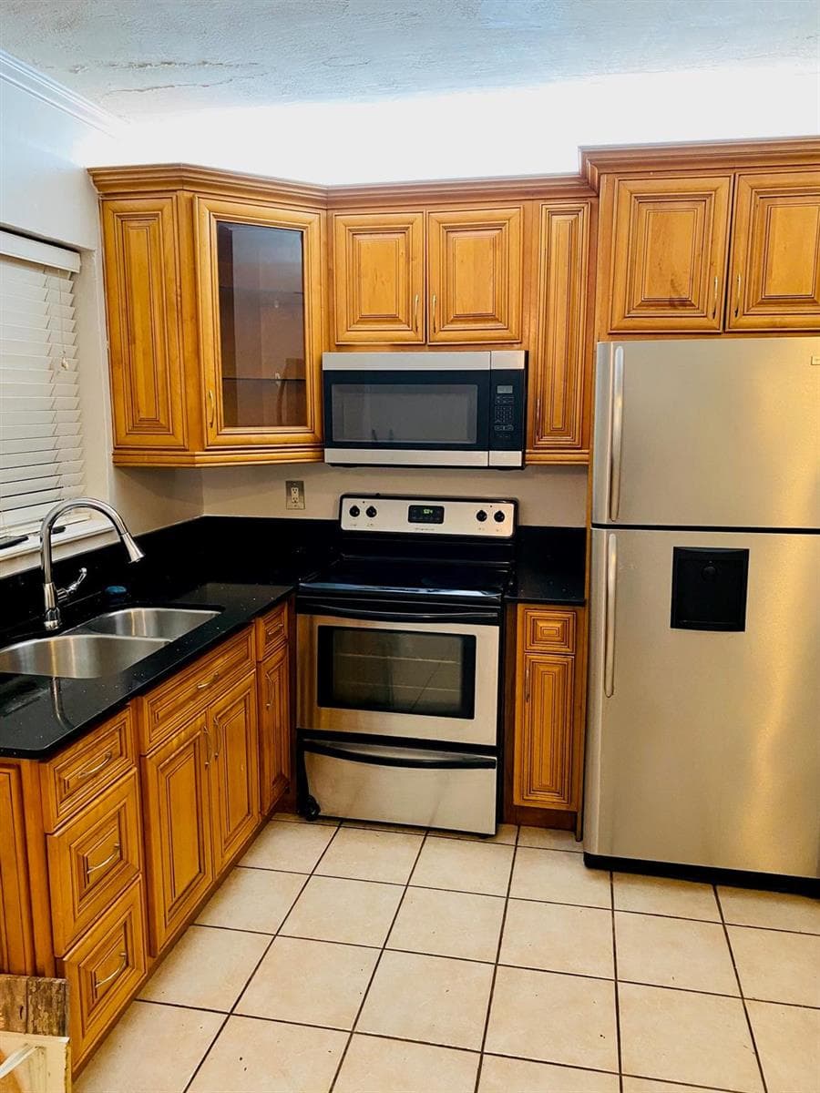 1301 N 12th Court # 12a, Hollywood FL 33019 photo 2