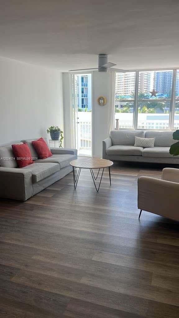 1913 S.Ocean dr. # 429, Hallandale Beach FL 33009 photo 3