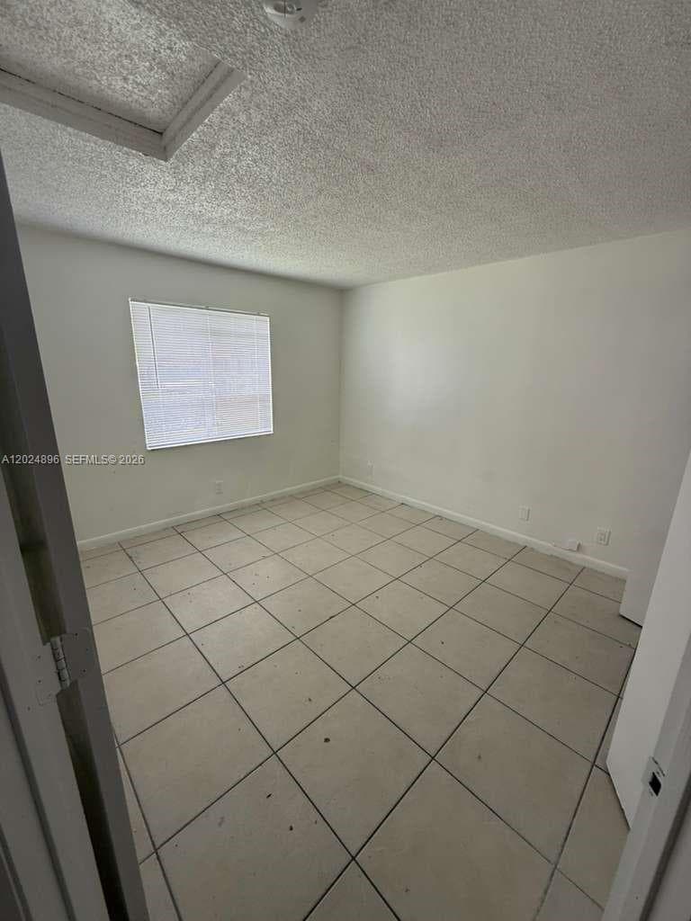 6921 Pembroke Rd # 6927, Pembroke Pines, FL 33023 photo 2
