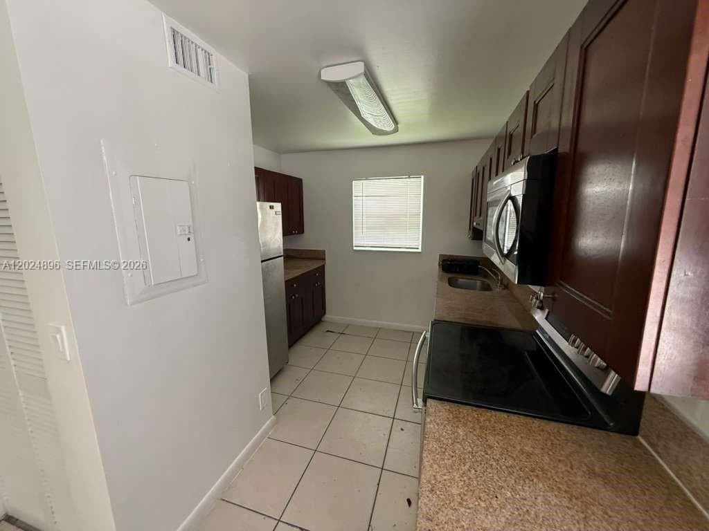 6921 Pembroke Rd # 6927, Pembroke Pines, FL 33023 photo 5
