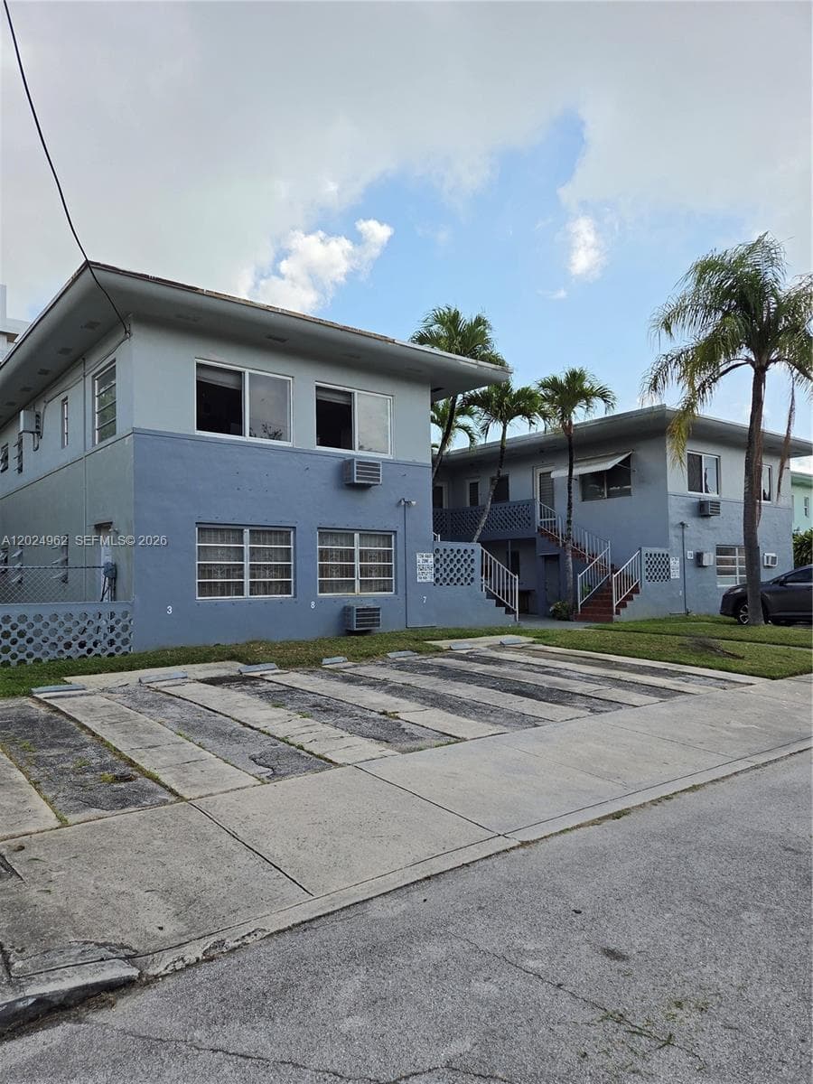 511 NE 82nd Ter, Miami FL 33138 photo 2