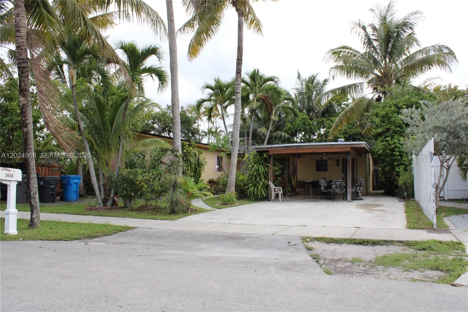 3650 SW 39th Ave, West Park FL 33023 photo 2
