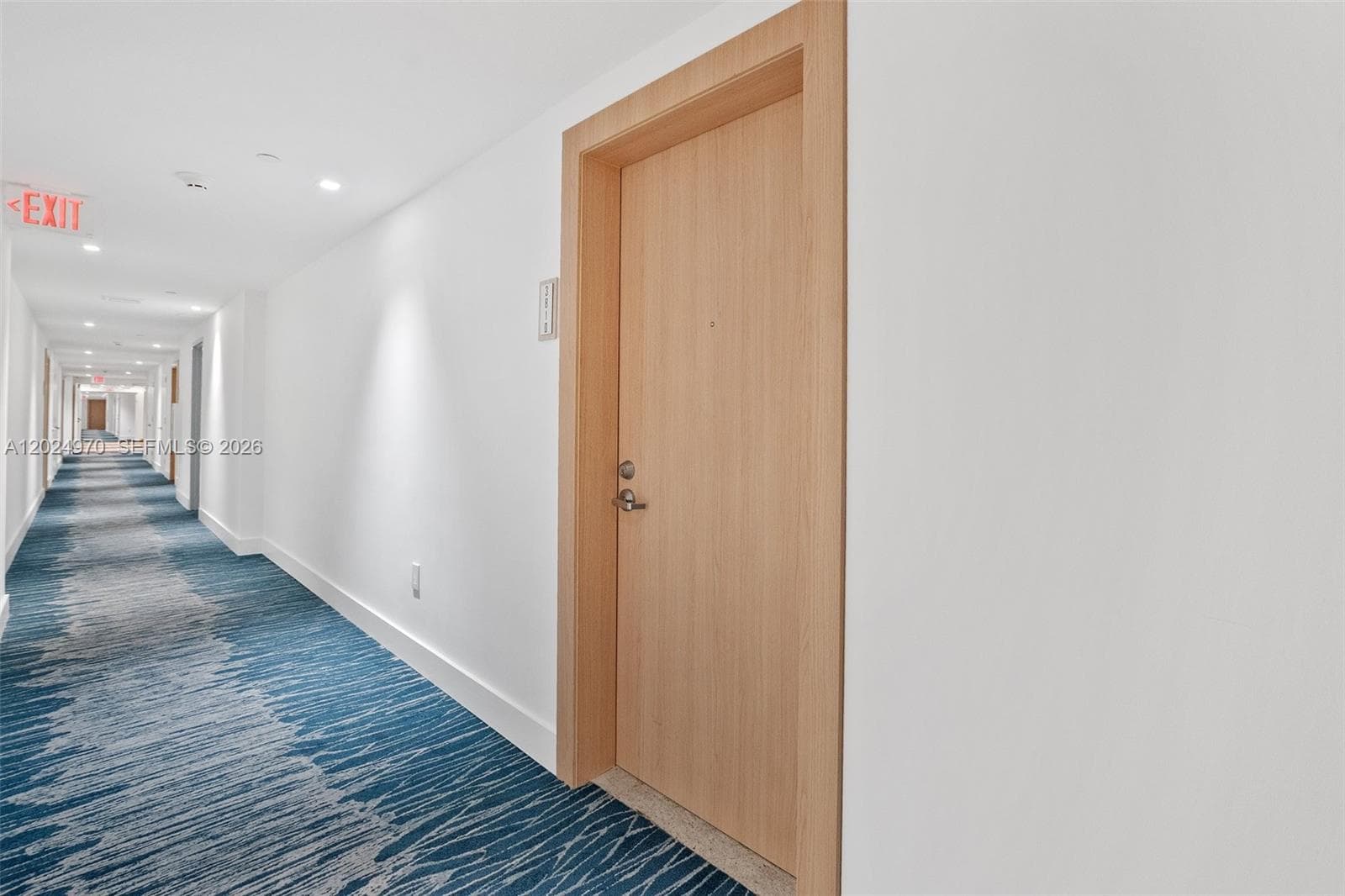 90 SW 3rd St # 3810, Miami FL 33130 photo 5