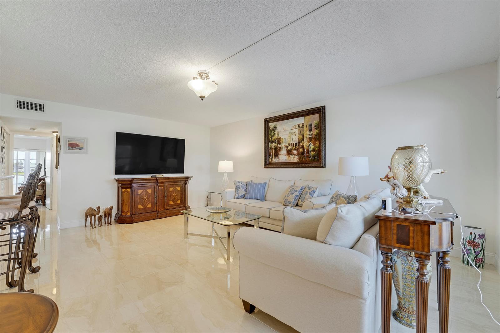 210 Wellington E, West Palm Beach FL 33417 photo 4