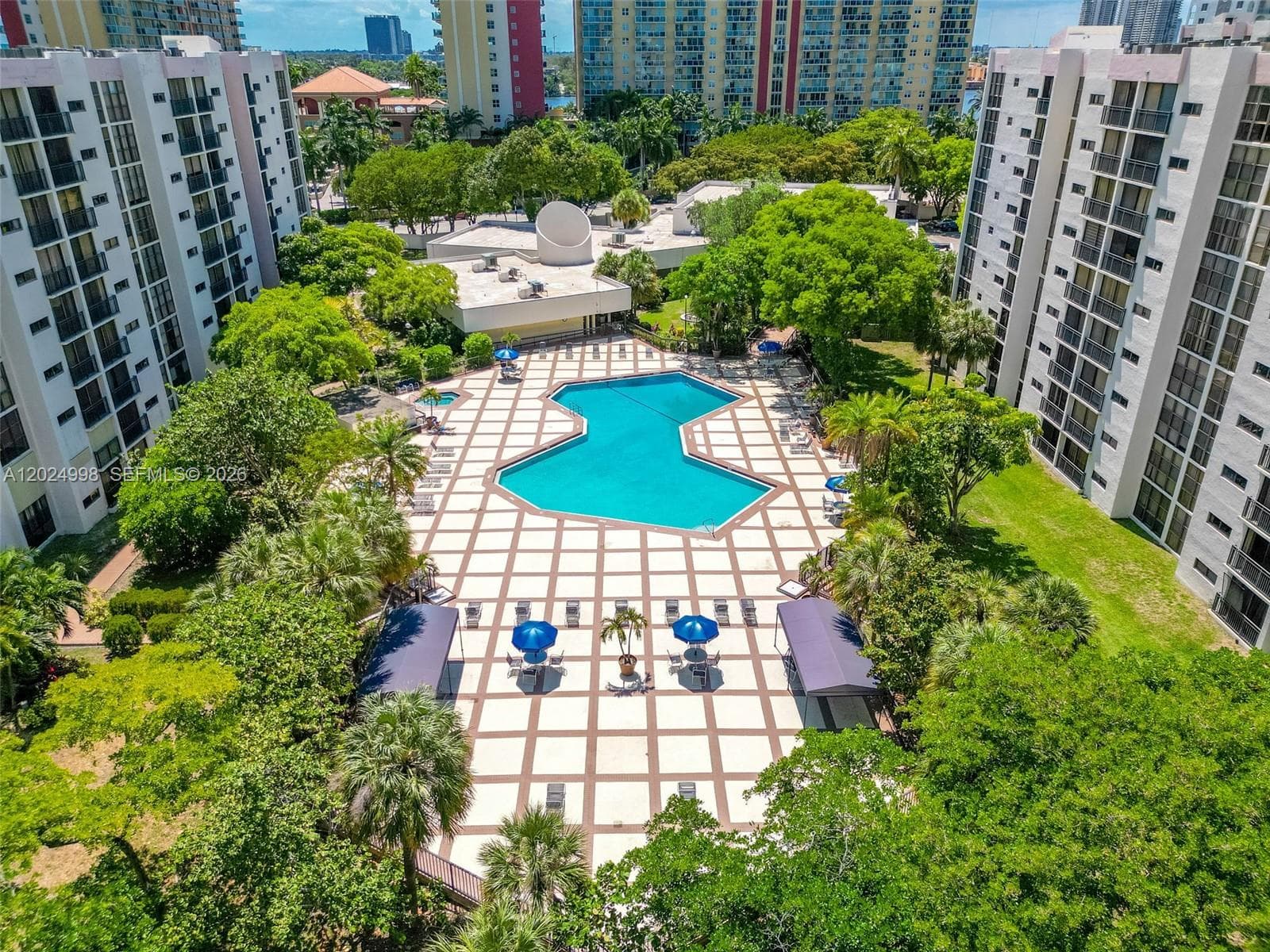 17011 N Bay Rd # 417, Sunny Isles Beach FL 33160 photo 5