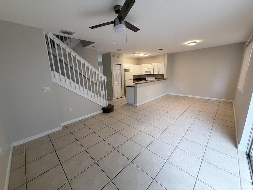 933 NE 42nd Avenue, Homestead FL 33033 photo 4