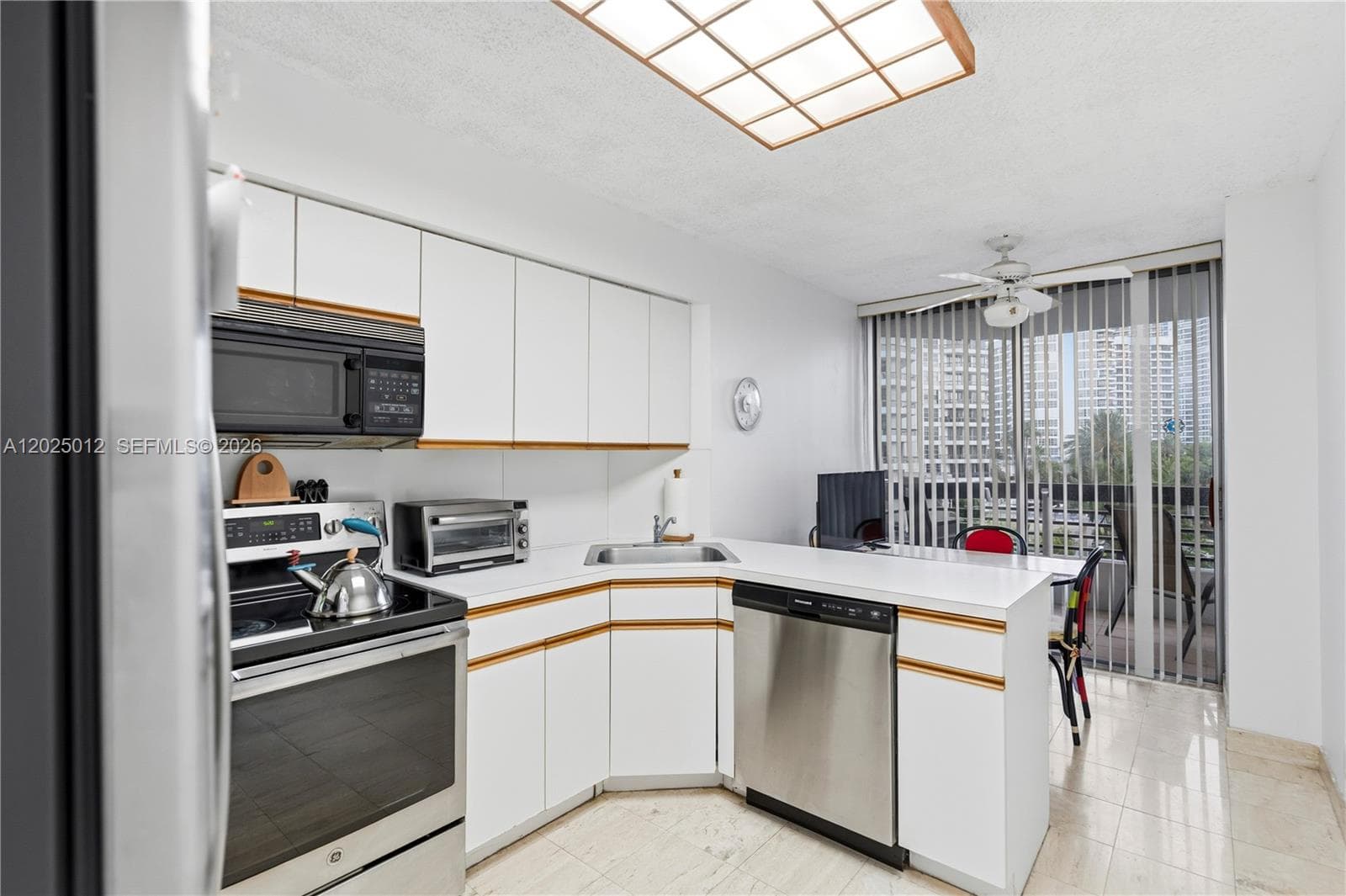 19195 NE 36th Ct # 502, Aventura FL 33180 photo 5