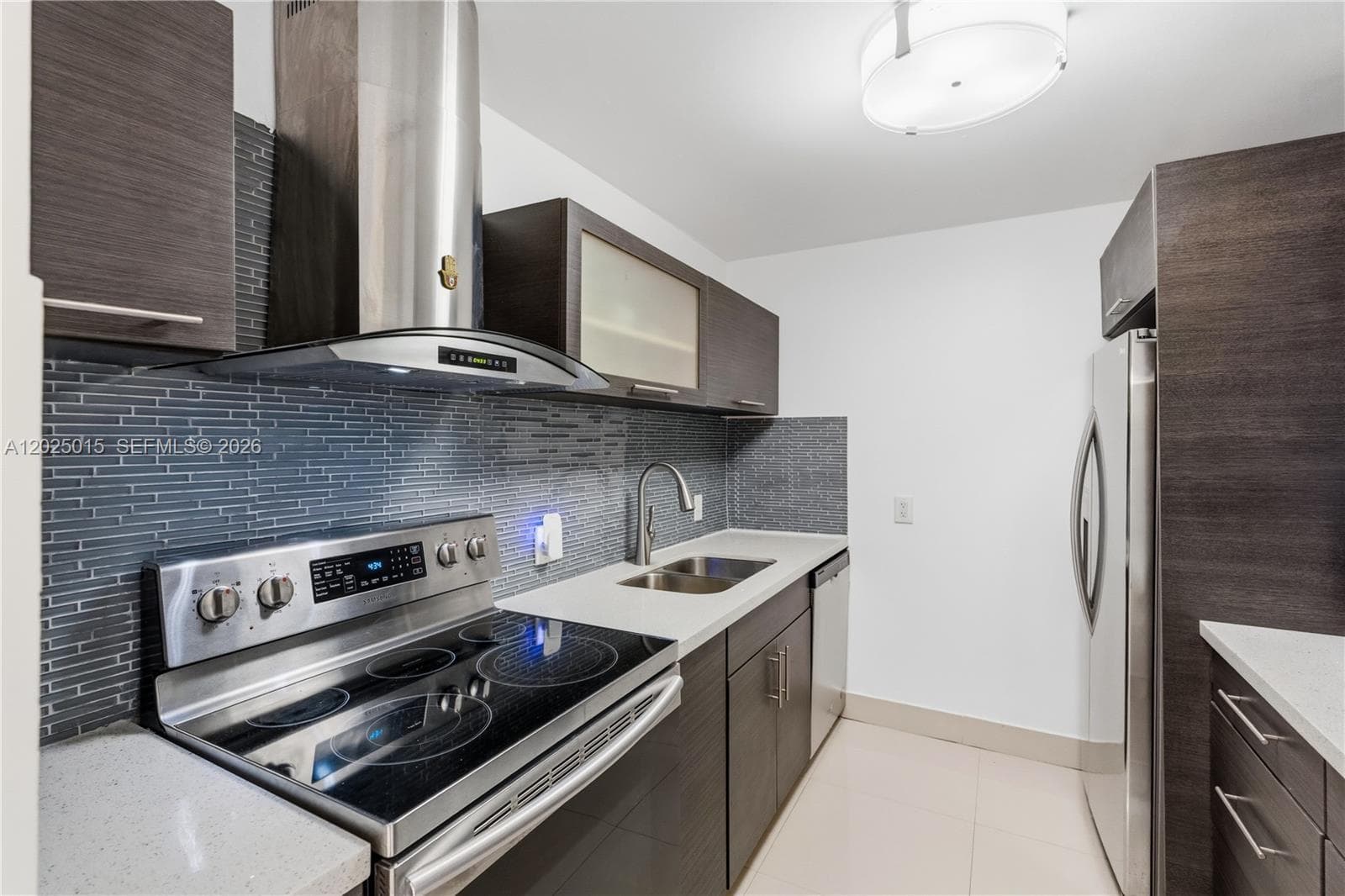 3625 N Country Club Dr # 402, Aventura FL 33180 photo 3