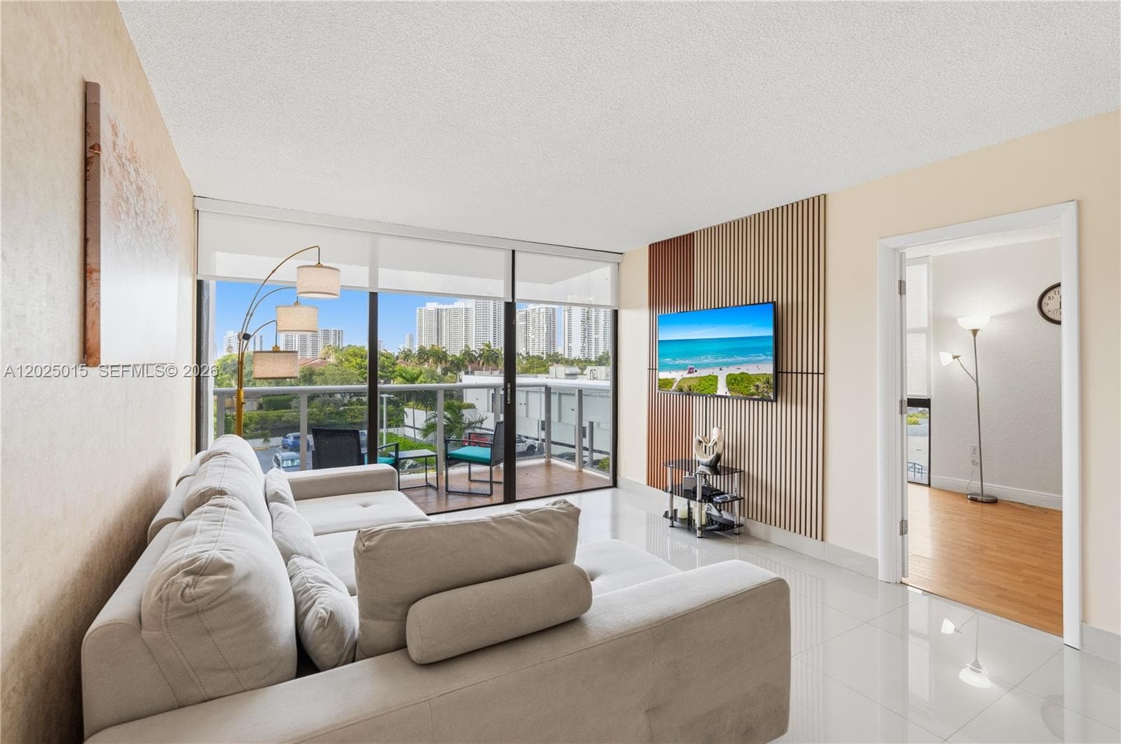 3625 N Country Club Dr # 402, Aventura FL 33180 photo 4