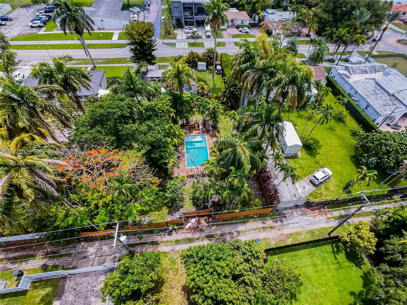 548 East Dr, Miami Springs FL 33166 photo 4