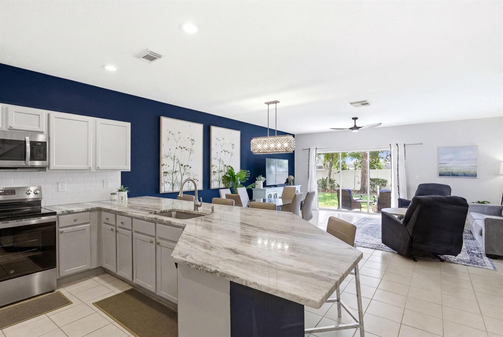 13354 Georgian Court, Wellington FL 33414 photo 3