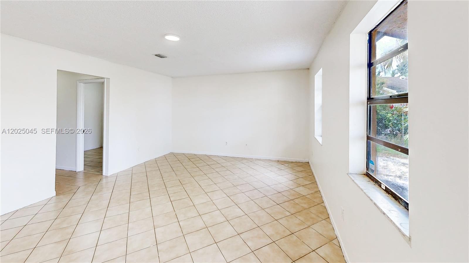 1664 SW 2nd Ct, Homestead FL 33030 photo 4