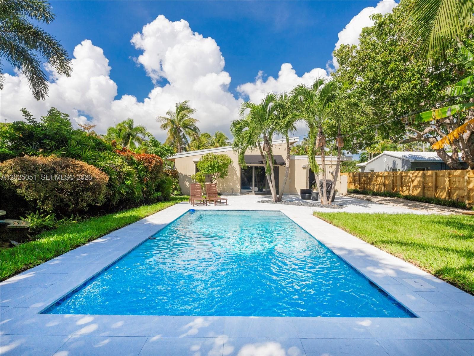 1212 NE 17th Ter, Fort Lauderdale FL 33304 photo 2