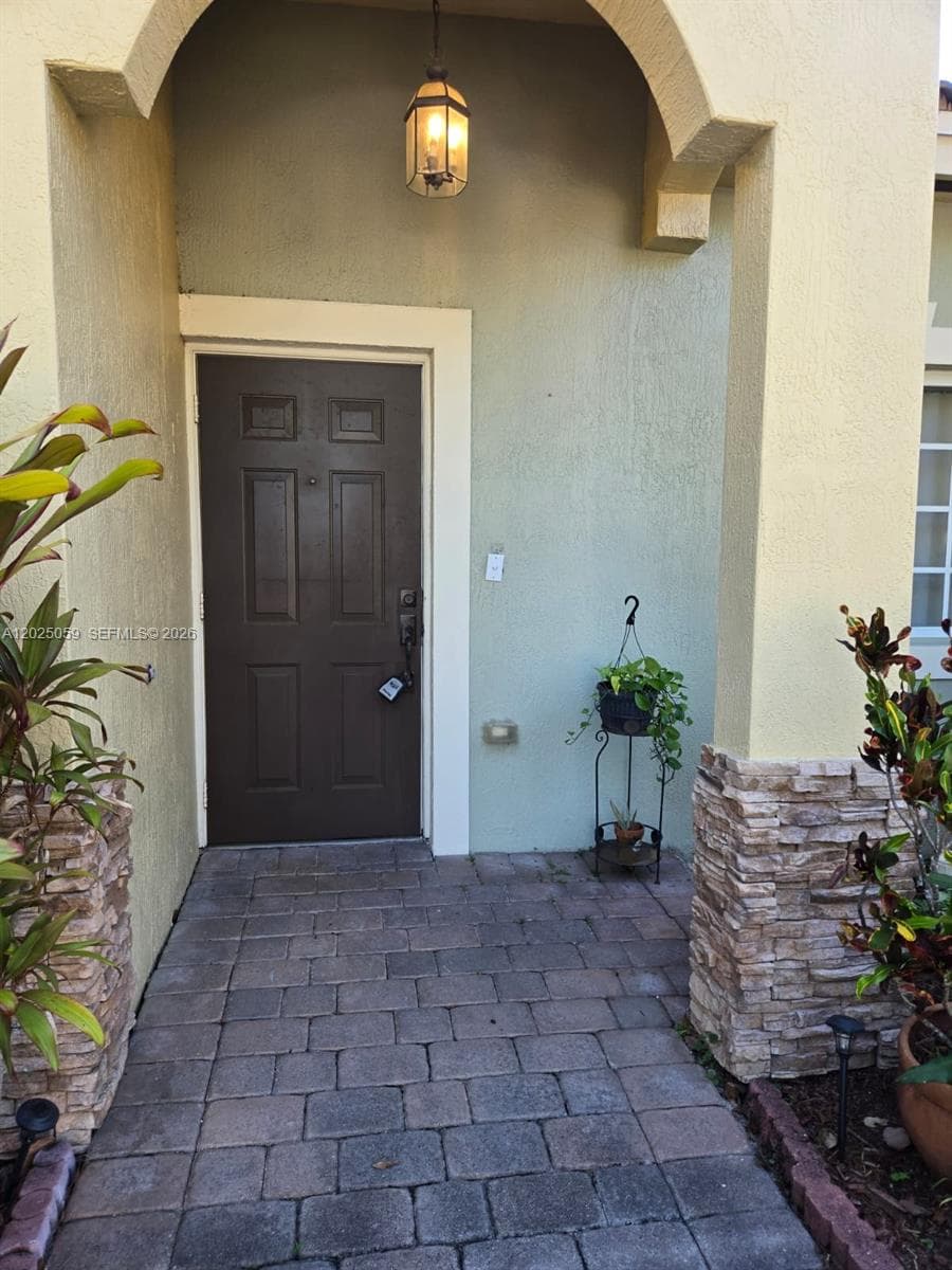 1158 NE 32nd Ave # 1158, Homestead FL 33033 photo 2