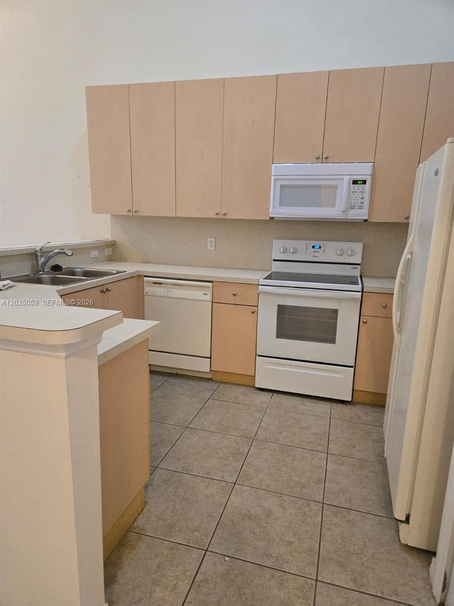1158 NE 32nd Ave # 1158, Homestead FL 33033 photo 5