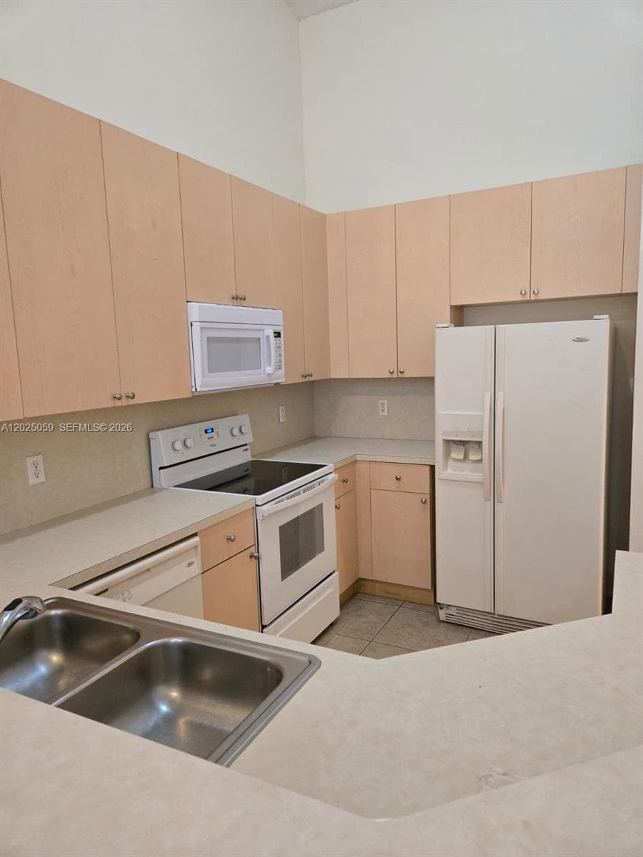 1158 NE 32nd Ave # 1158, Homestead FL 33033 photo 4