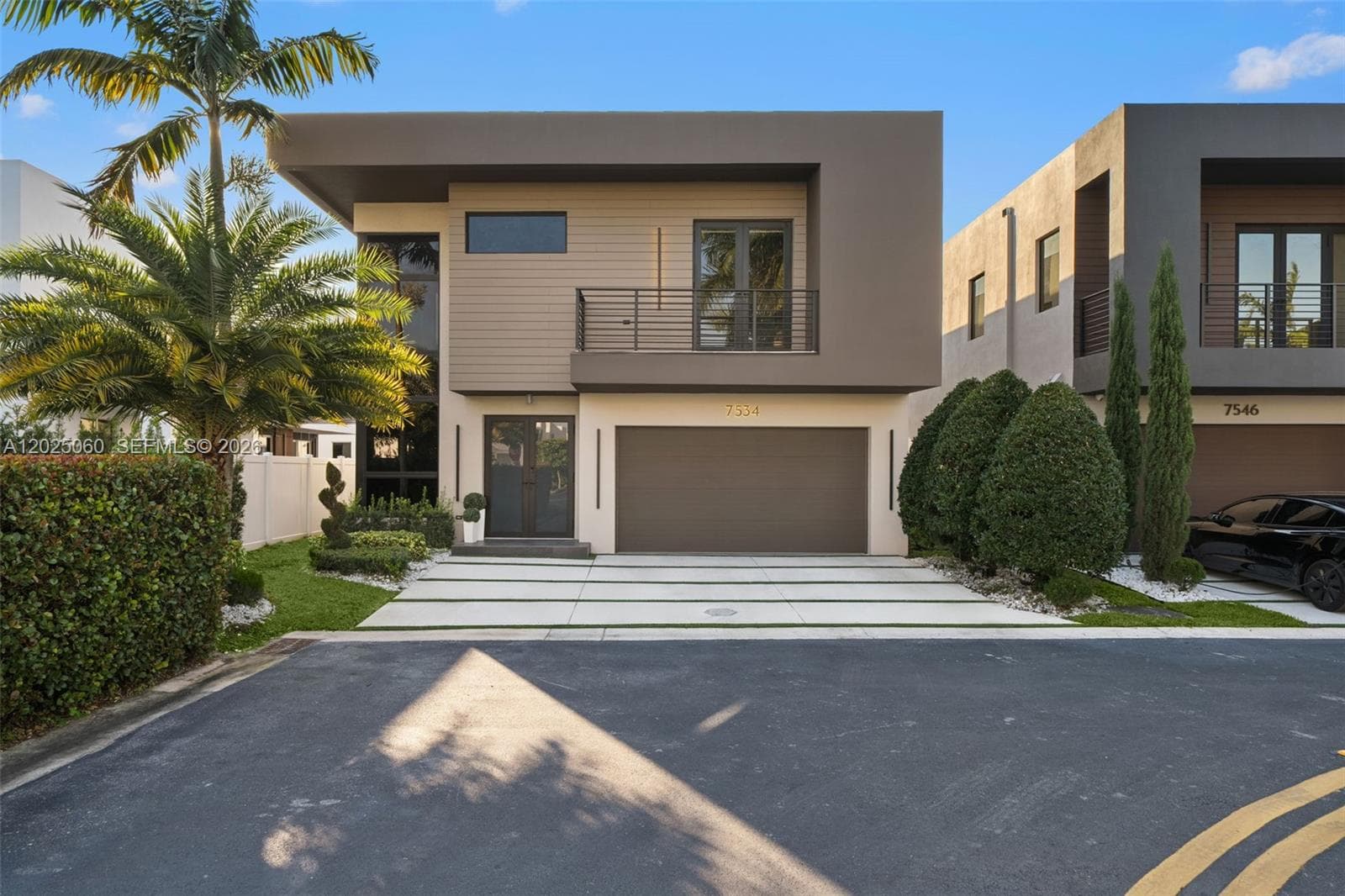7534 NW 98th Ave, Doral FL 33178 photo 2