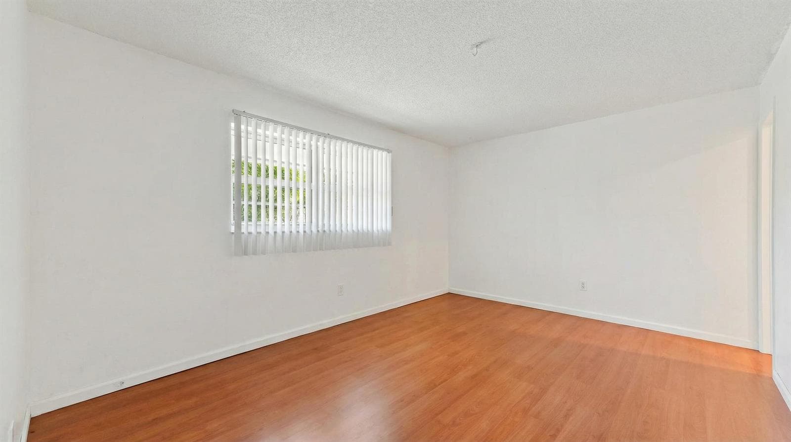428 Alemeda Drive, Palm Springs FL 33461 photo 4