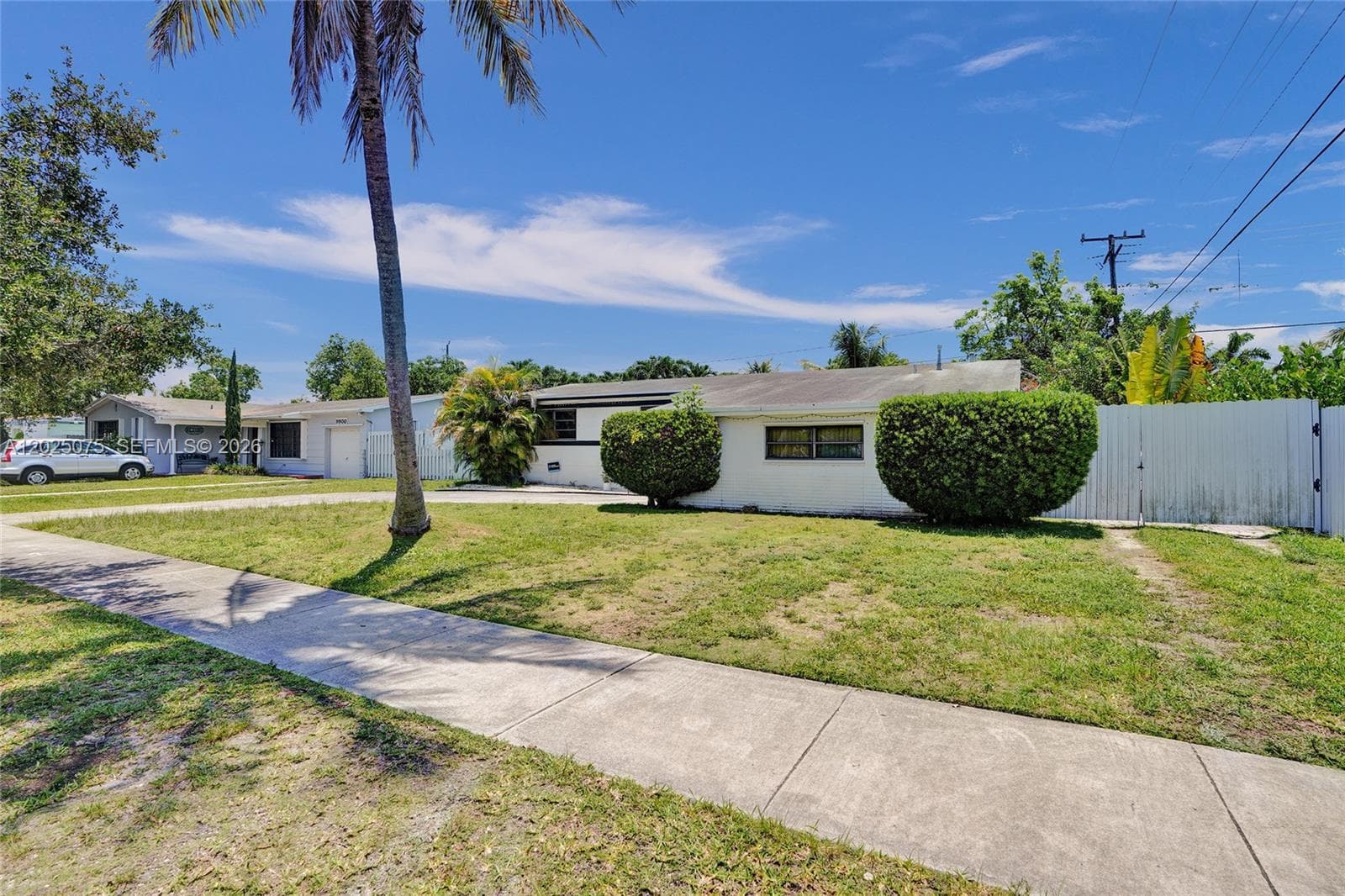 9910 Bahama Dr, Cutler Bay FL 33189 photo 3