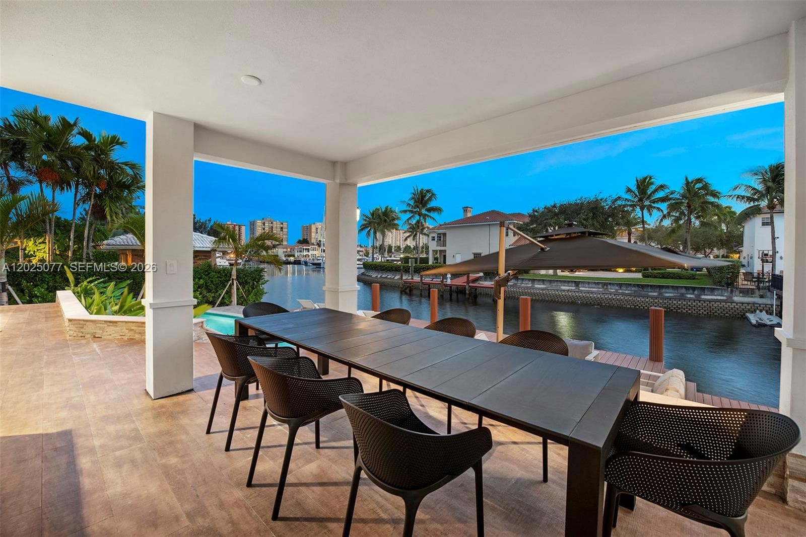 850 Washington St, Hollywood FL 33019 photo 4