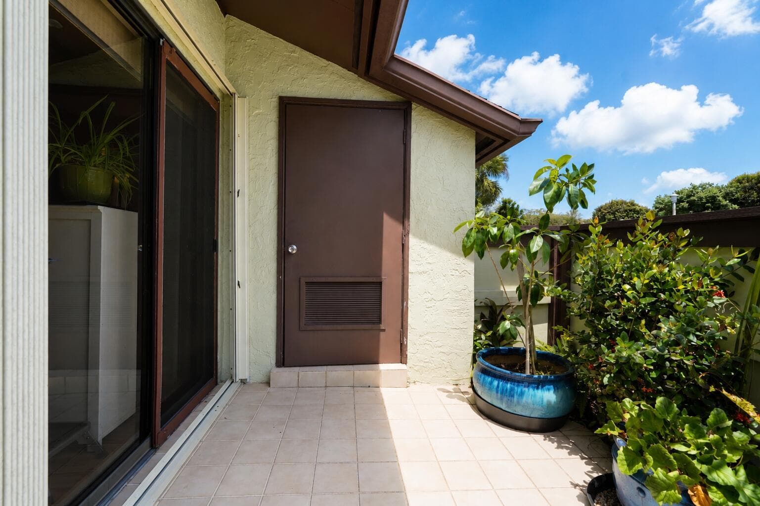 272 Beaver Dam Court, Royal Palm Beach FL 33411 photo 5