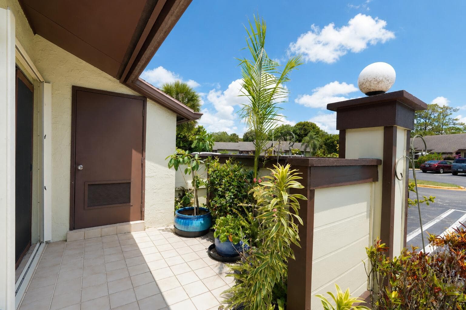 272 Beaver Dam Court, Royal Palm Beach FL 33411 photo 4