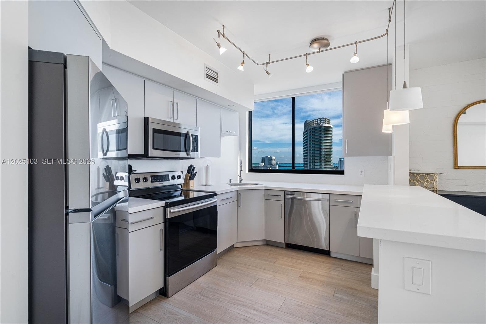 1330 West Ave # 2107, Miami Beach FL 33139 photo 5