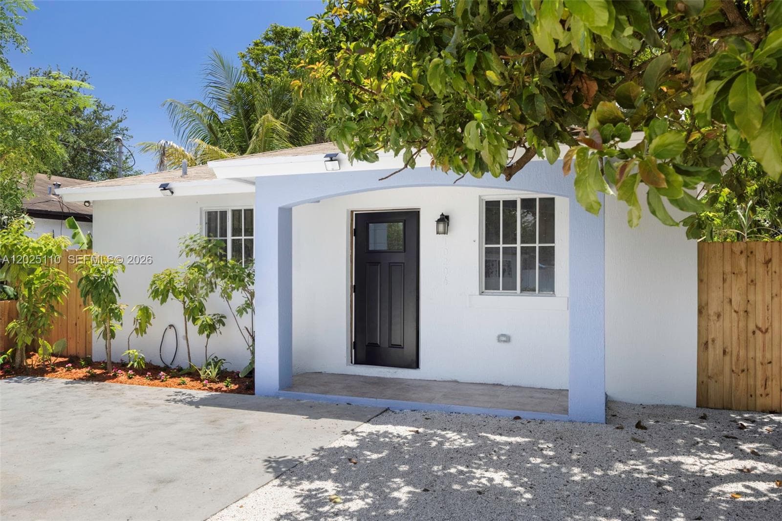 10204 SW 173rd St, Miami FL 33157 photo 2