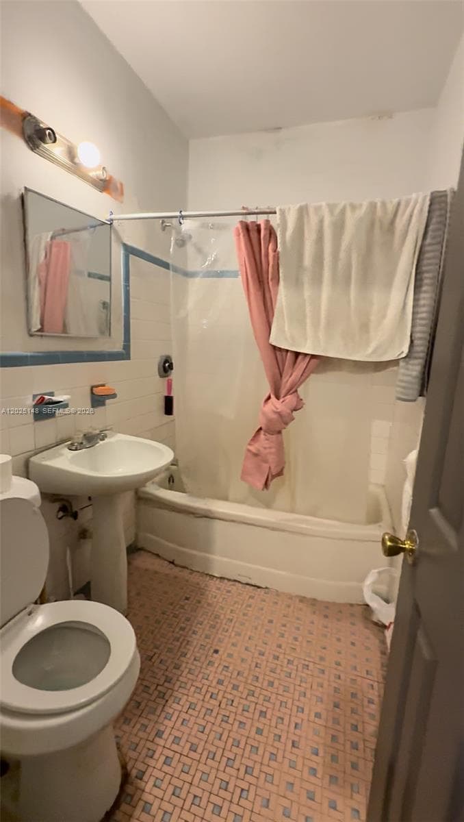 110 NW 52nd St, Miami FL 33127 photo 5