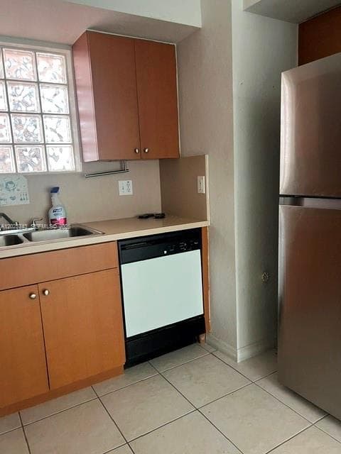 650 Palm Ave # 3-A2, Hialeah FL 33010 photo 2