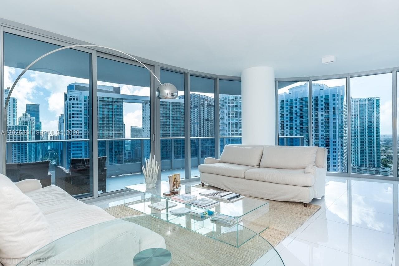 200 Biscayne Boulevard Way # 3102, Miami FL 33131 photo 4