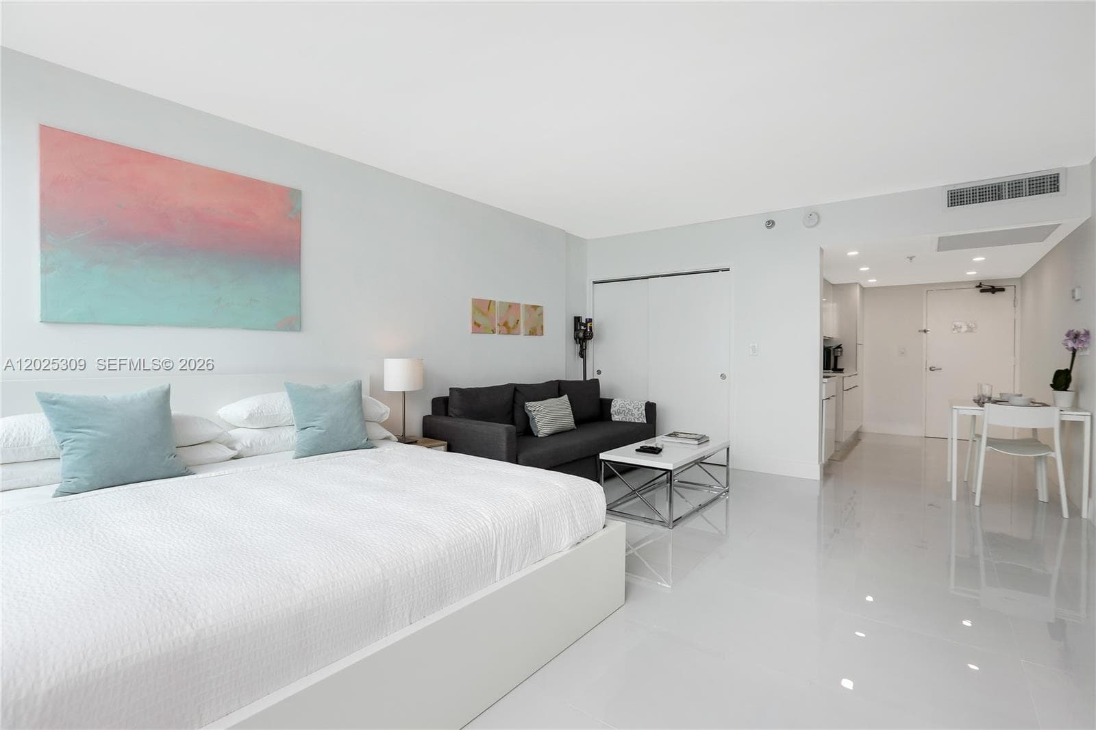 5445 Collins Ave # 928, Miami Beach FL 33140 photo 4