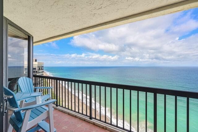 9550 S Ocean Drive # 4, Jensen Beach FL 34957 photo 2