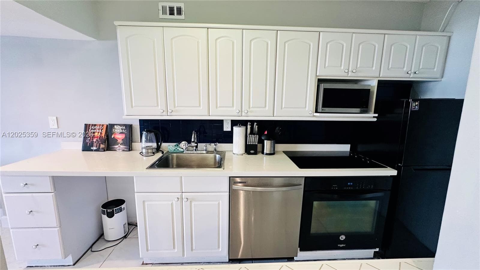 100 Lincoln Rd # 720, Miami Beach FL 33139 photo 3