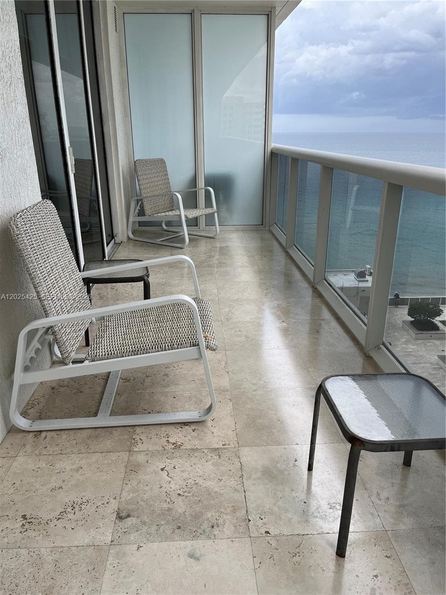 1830 S Ocean Drive # 1404, Hallandale Beach FL 33009 photo 2