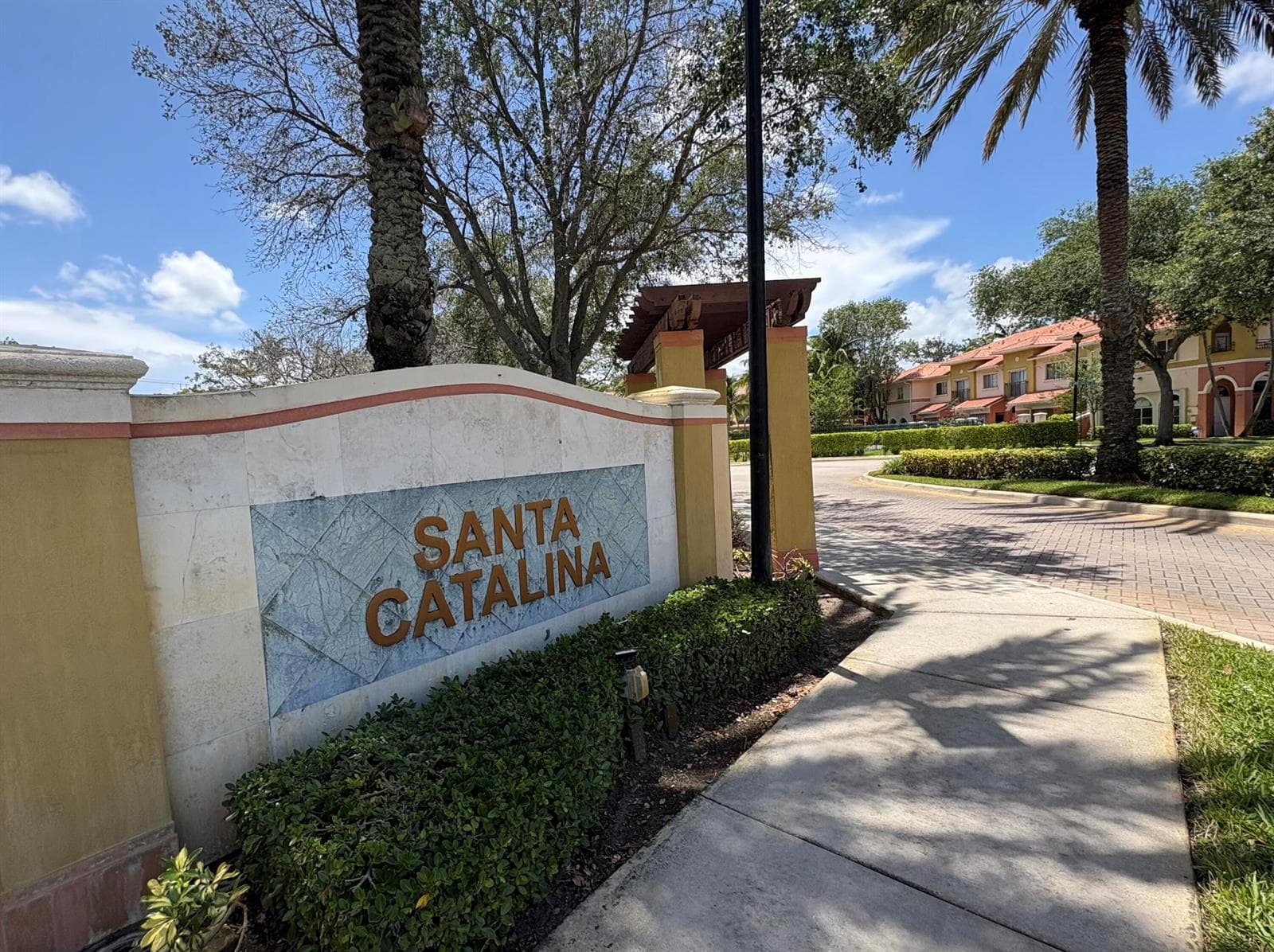 203 S Santa Catalina Circle # 203, North Lauderdale FL 33068 photo 2