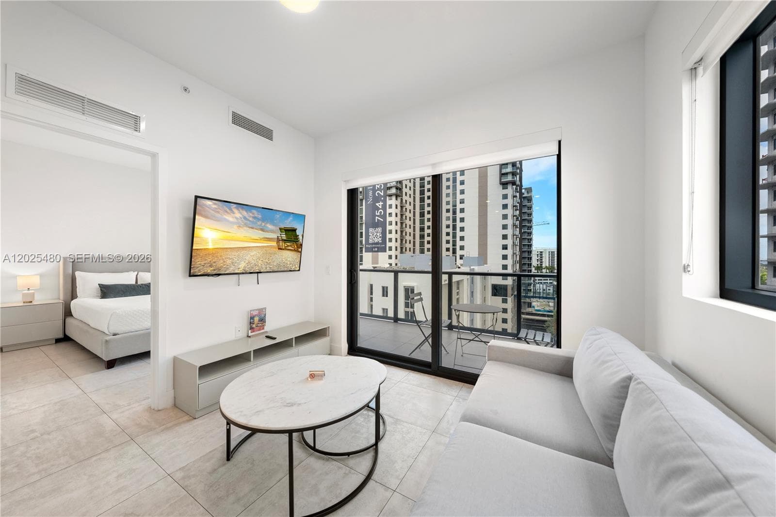 239 SW 9th St # 1202, Miami FL 33130 photo 2