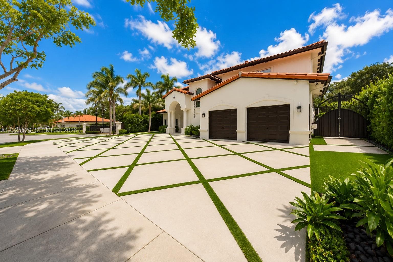 15721 NW 79th Ct, Miami Lakes FL 33016 photo 3