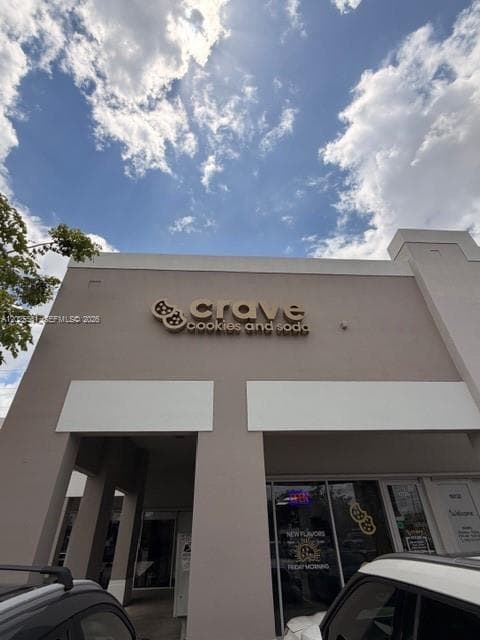 10730 NW 58 STREET, Doral FL 33178 photo 2