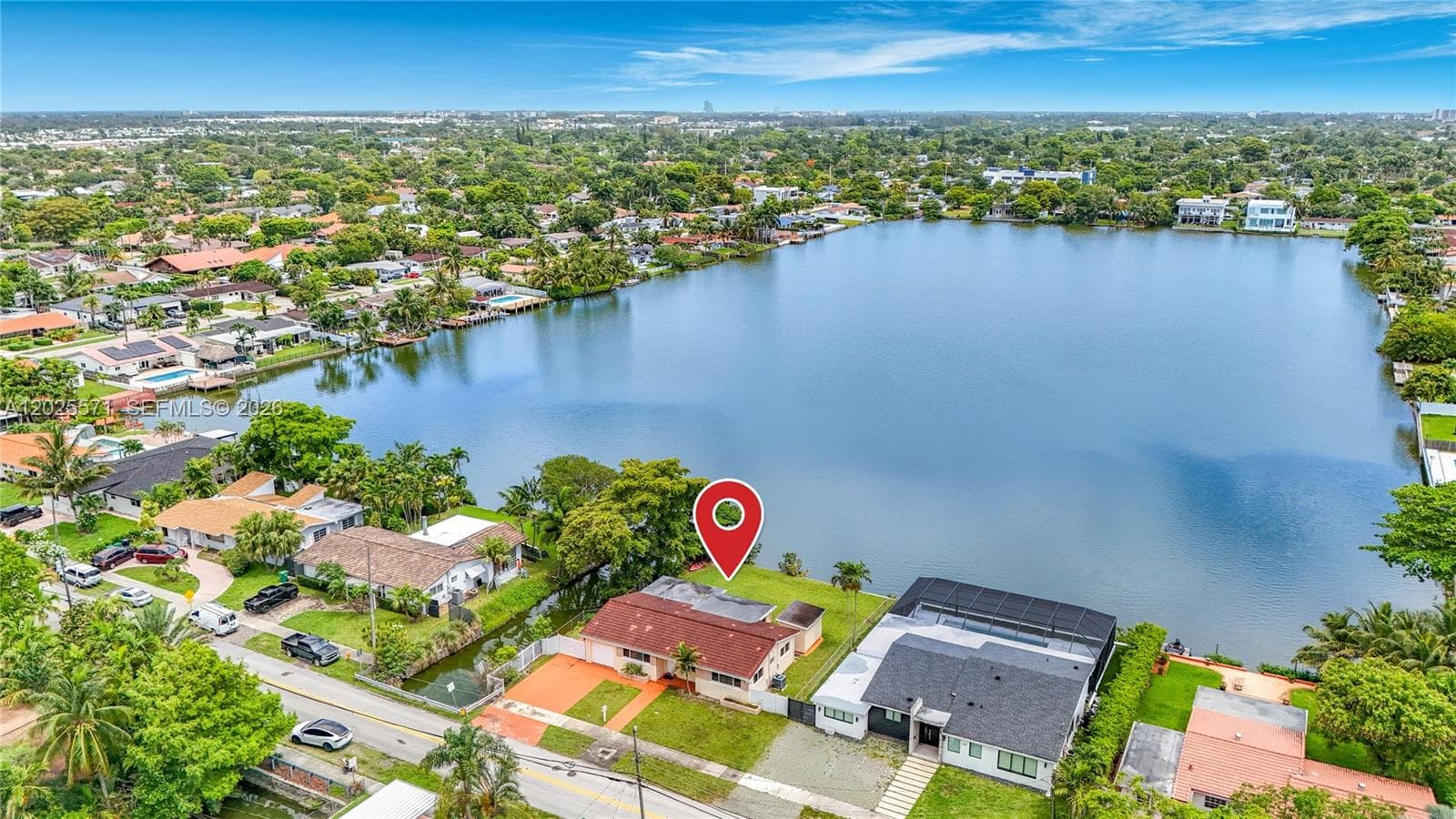2501 NE 209th Ter, Miami FL 33180 photo 2