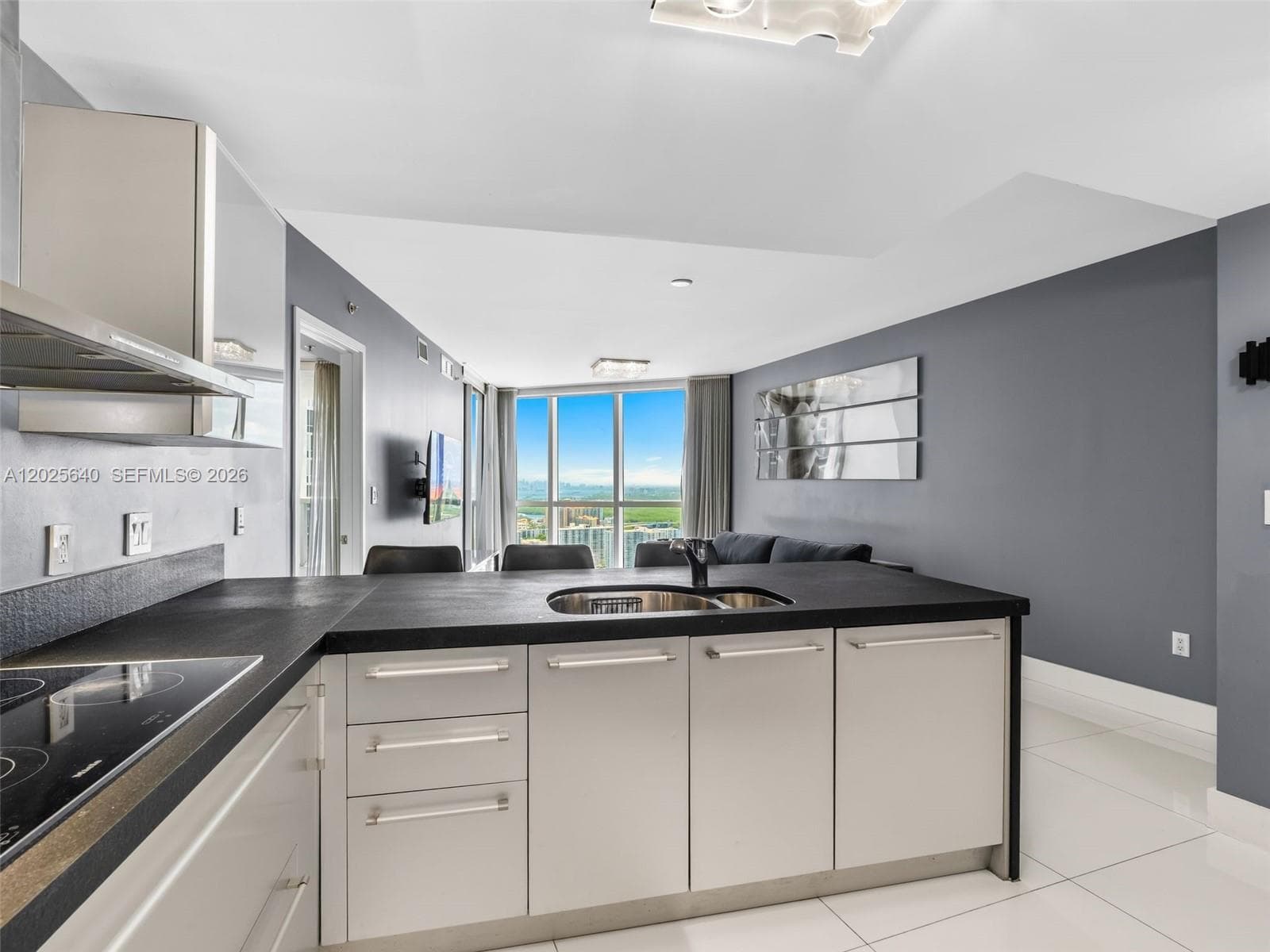 18201 Collins Ave # 5303, Sunny Isles Beach FL 33160 photo 3