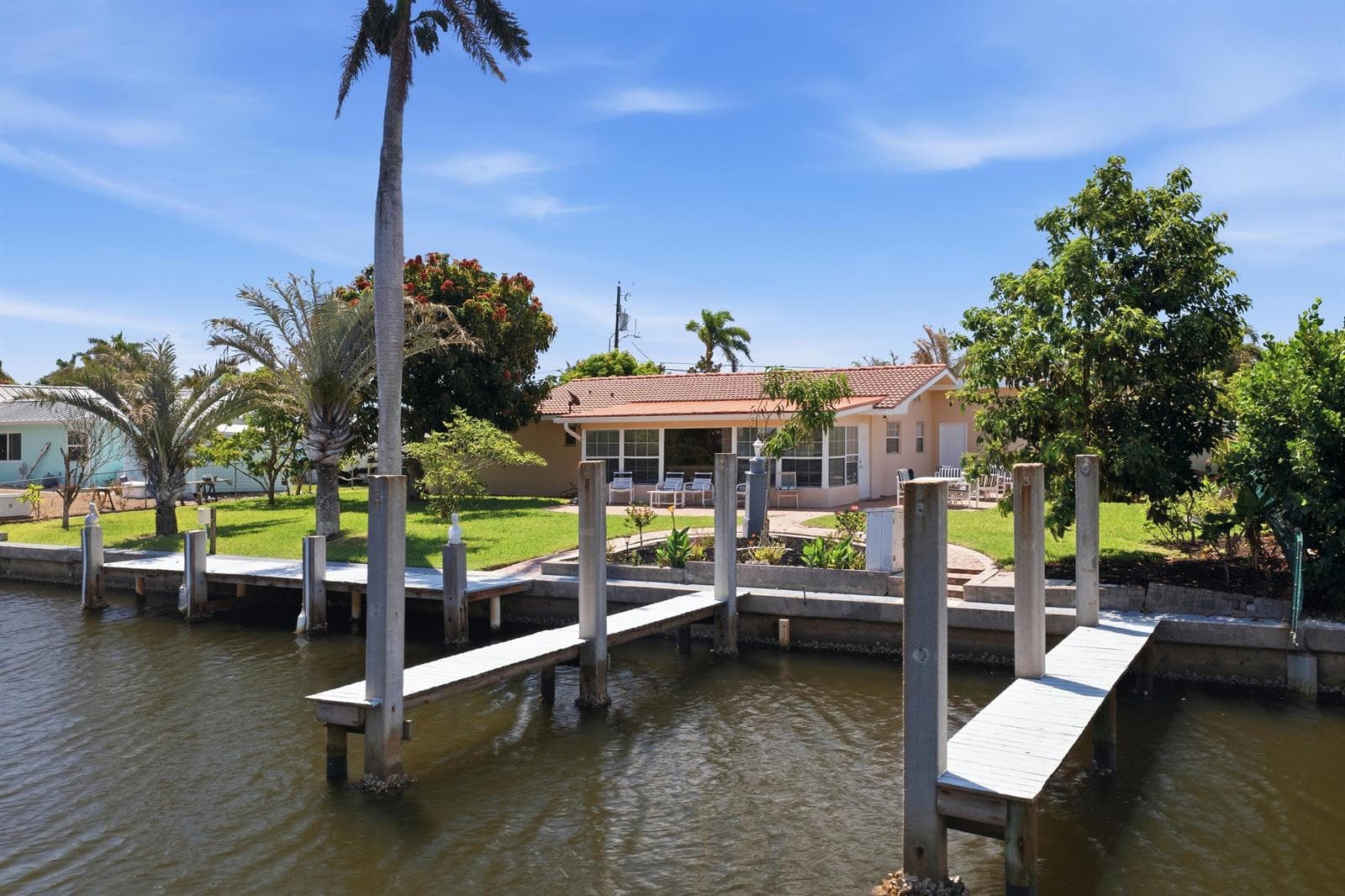 8455 SE Palm Street, Hobe Sound FL 33455 photo 4