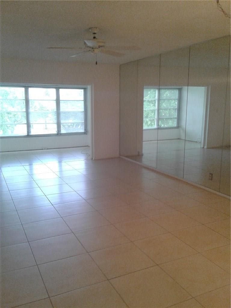 1030 Country Club Drive # 401, Margate FL 33063 photo 3