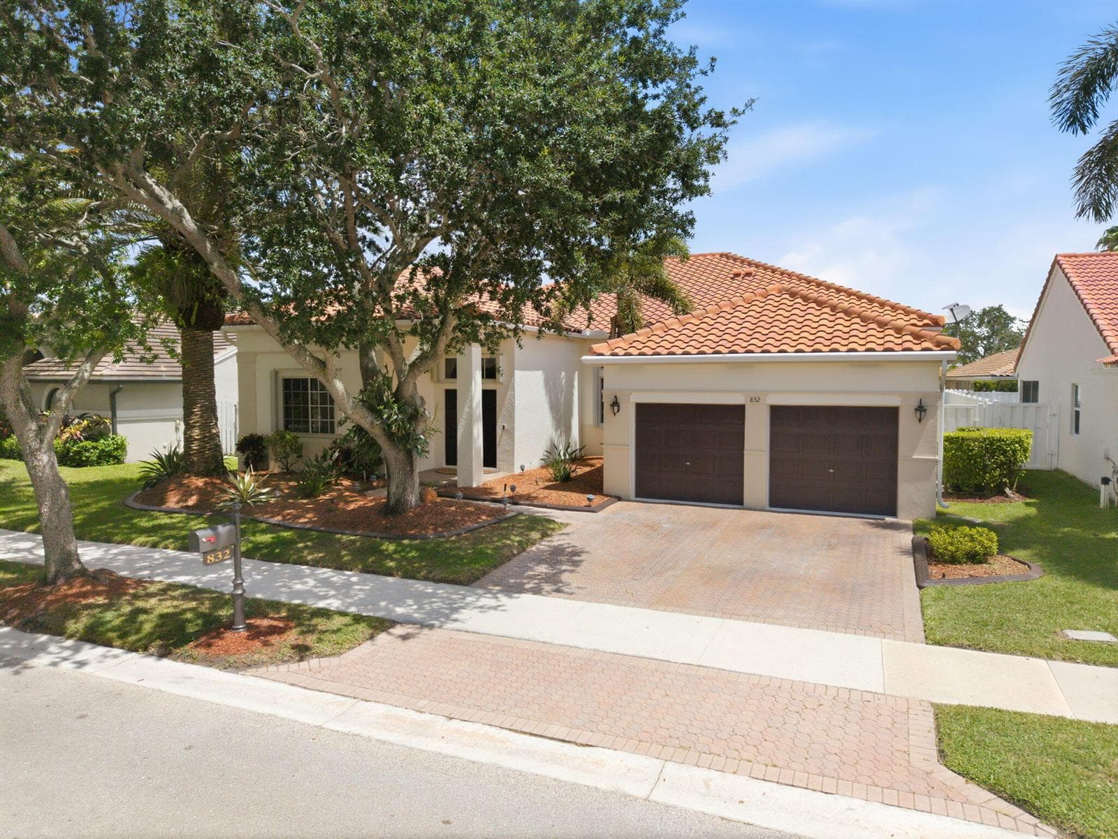 832 Heritage Drive, Weston FL 33326 photo 3