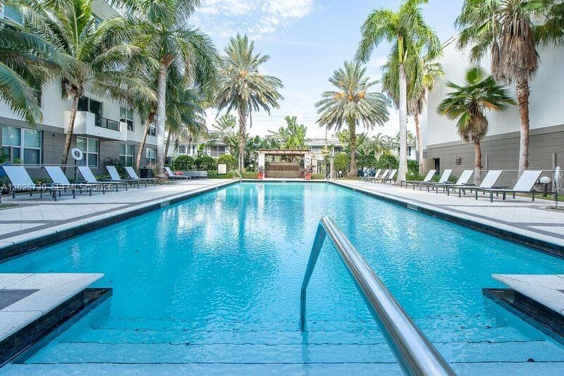 2421 NE 65th St # 408, Fort Lauderdale FL 33308 photo 4