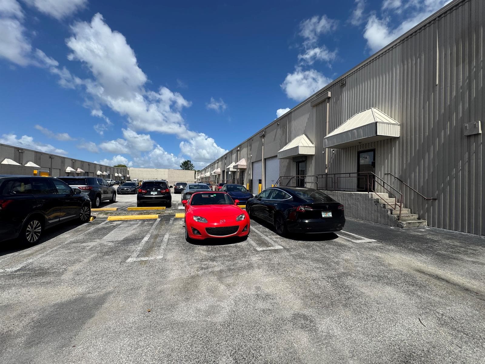 2710 NW 72nd Avenue, Miami FL 33122 photo 2
