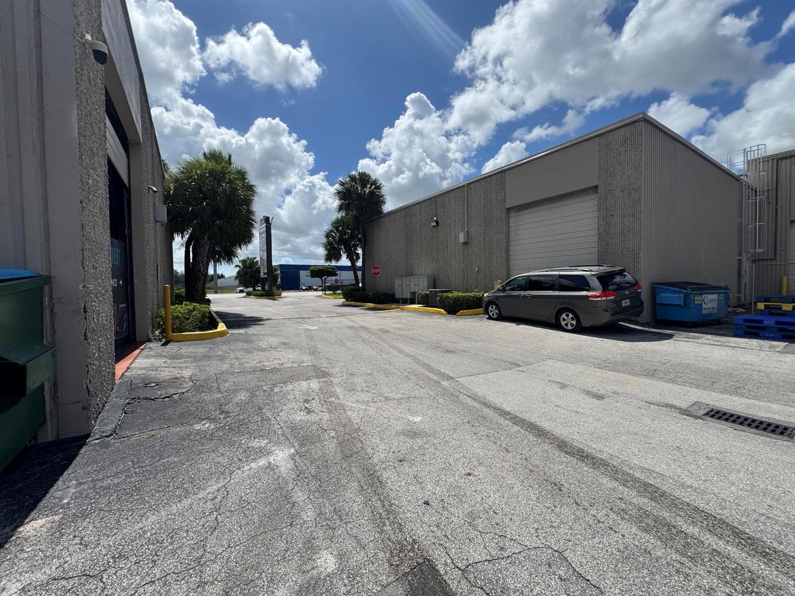 2710 NW 72nd Avenue, Miami FL 33122 photo 4