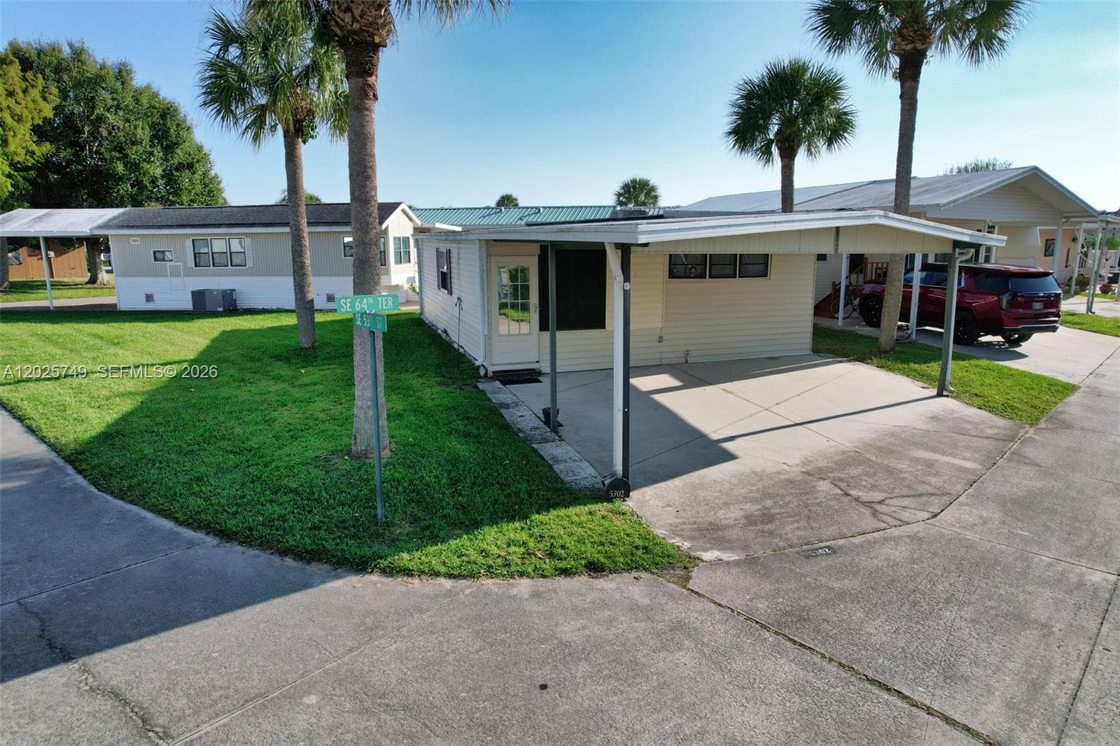 5302 SE 64TH TERR, Okeechobee FL 34974 photo 2