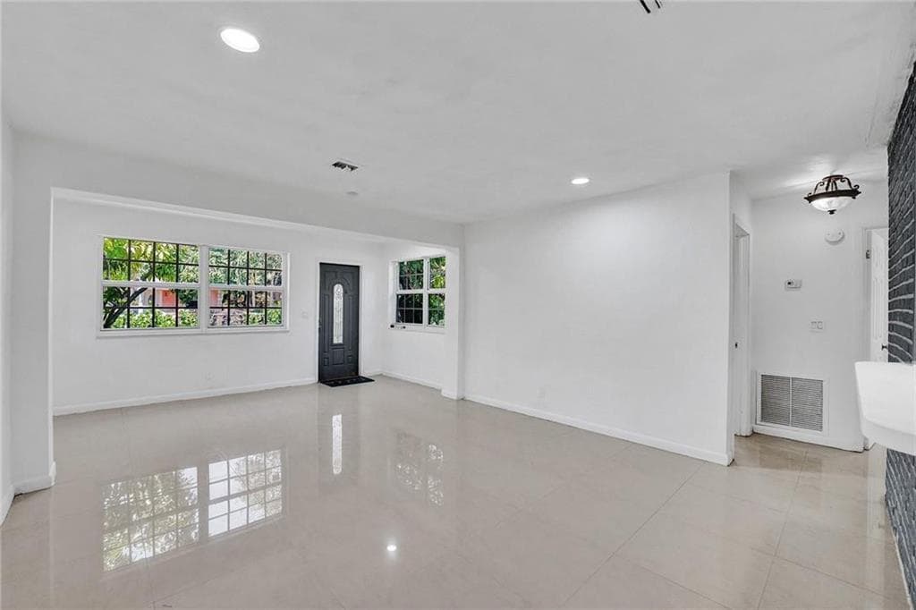 2422 Sherman Street, Hollywood FL 33020 photo 2